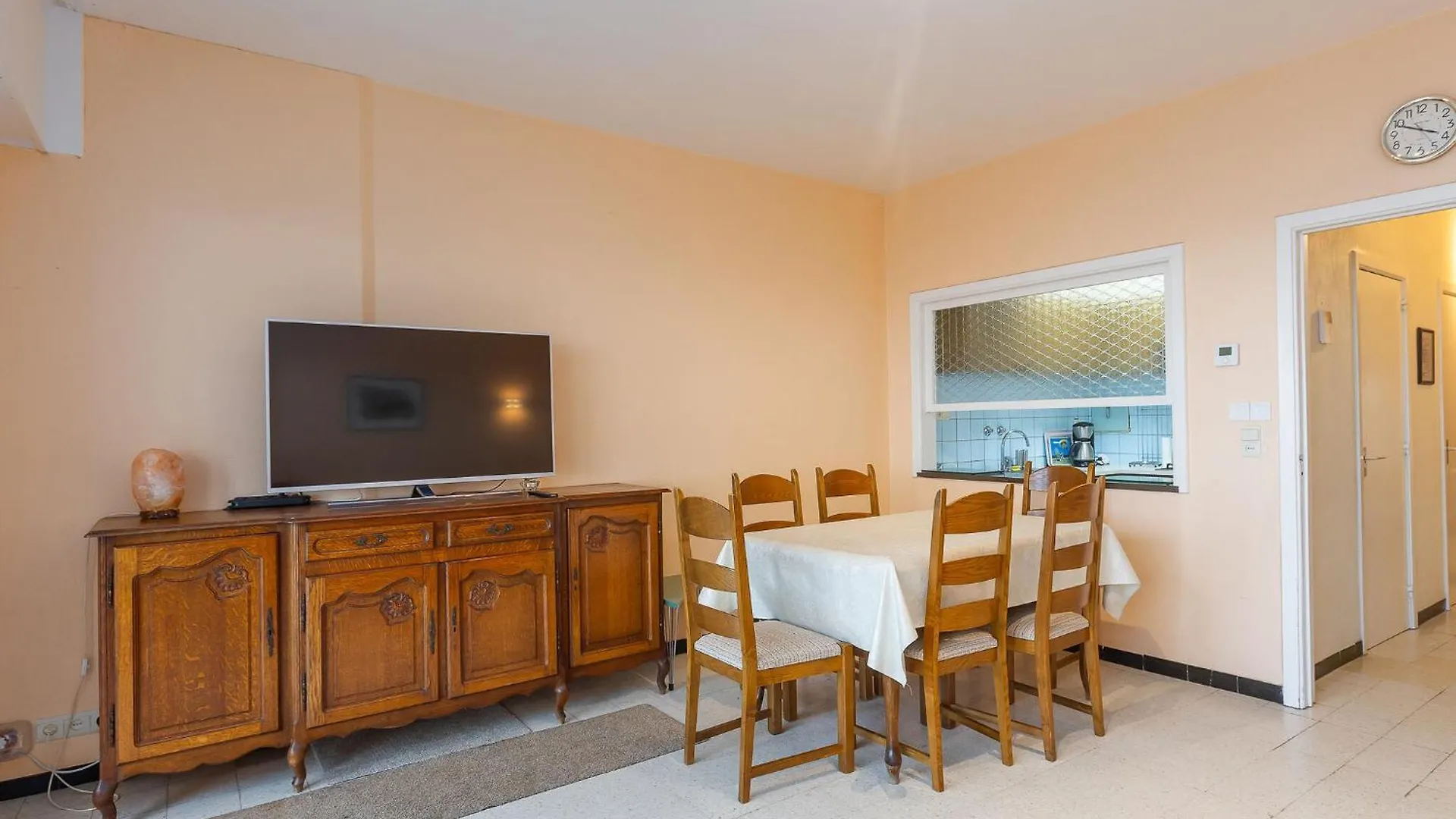 Cosy Apartment With Sunny Terrace Middelkerke